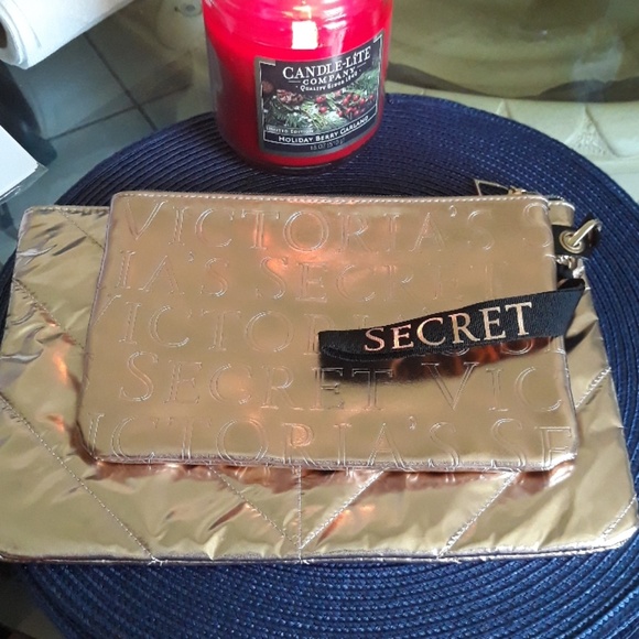 Victoria's Secret Handbags - VICTORIA SECRET SET OF 2 MAKE UP BAGS